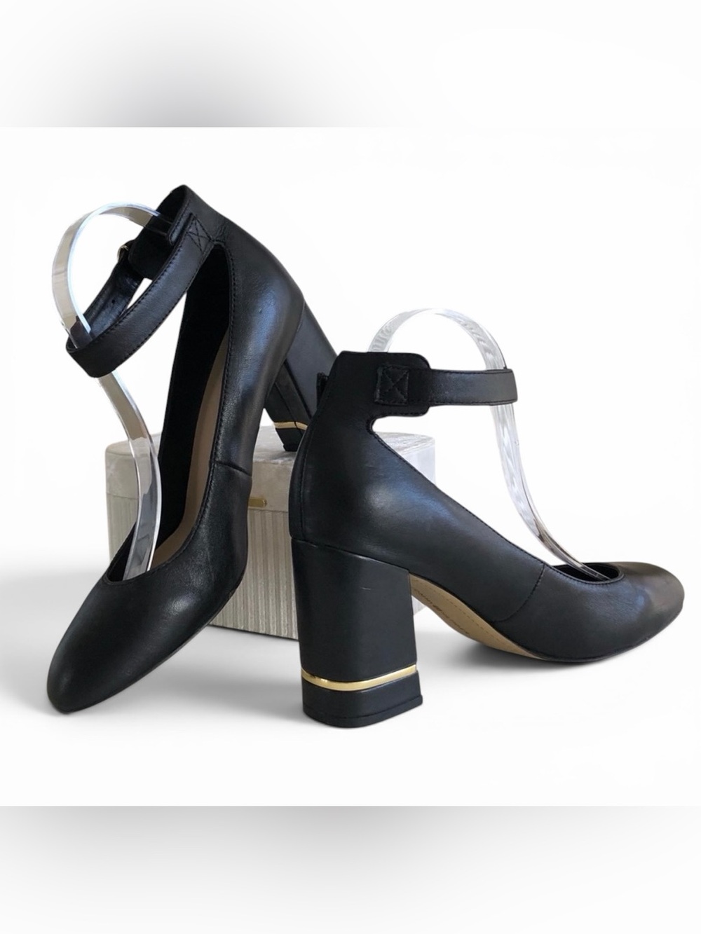 Tommy Hilfiger Morice Chunky Heel Gold Hardware Black Leather Ankle Strap size 9